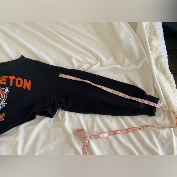 Princeton Tigers Sweatshirt Cropped Black and Orange size Small or Medium - Picture 8 of 8